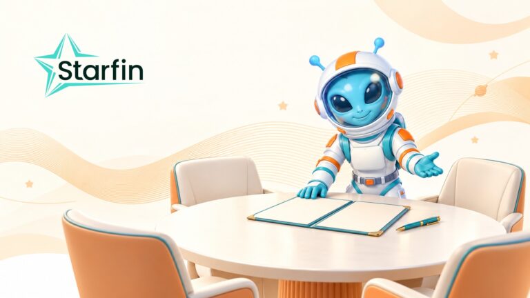 Маскот Starfin біля круглого столу з відкритою папкою та ручкою — ілюстрація співпраці учасників кредитного ринку.